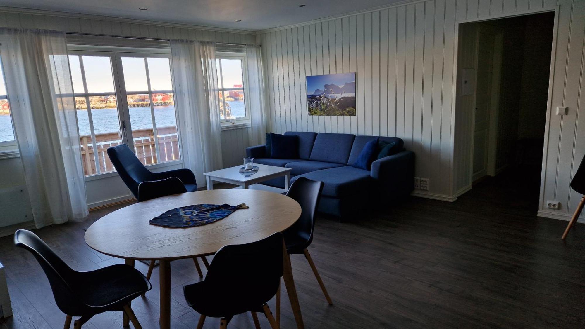 Bensvik Brygge Apartment Vaeroy Exterior photo