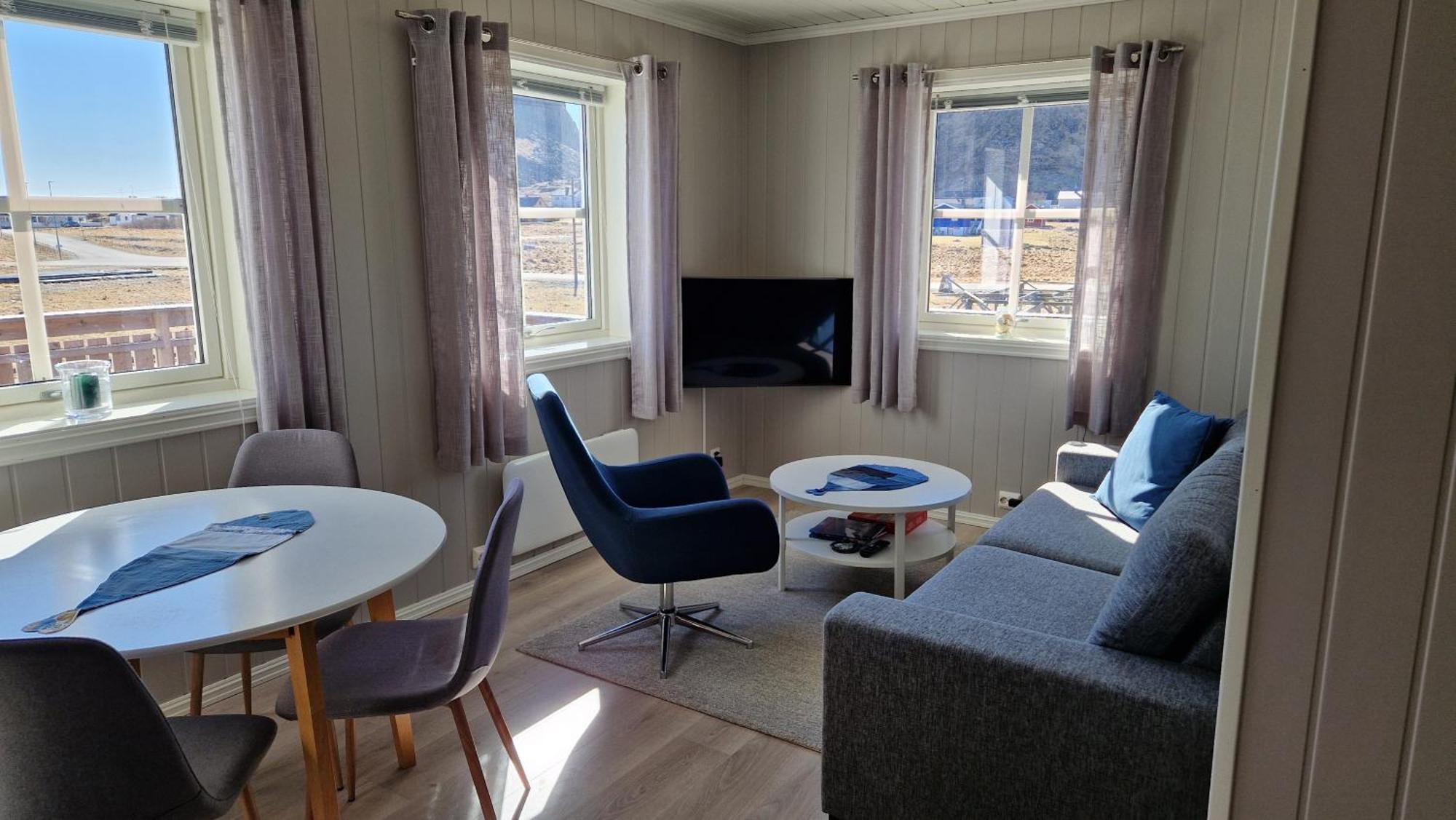 Bensvik Brygge Apartment Vaeroy Exterior photo